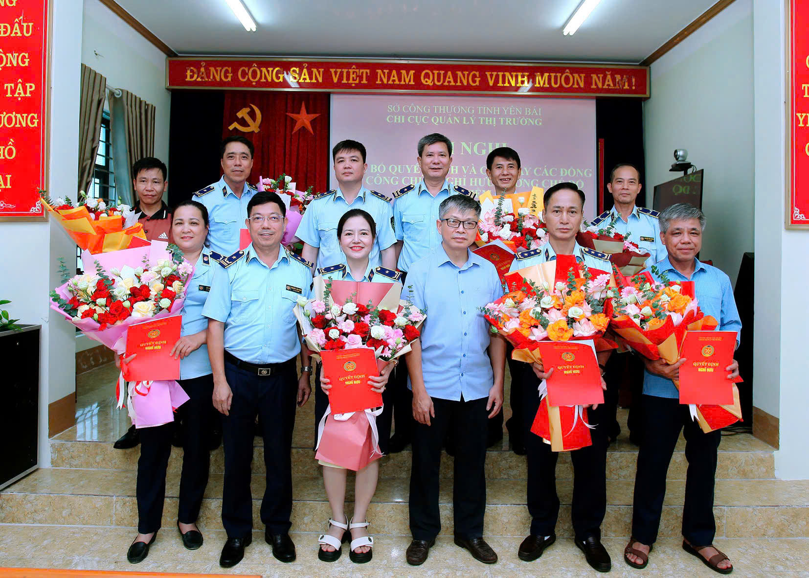 Chi cục QLTT tỉnh Yên bái tổ chức hội nghị Công bố các Quyết định Nghỉ hưu và chia tay các đồng chí nghỉ hưu hưởng chế độ bảo hiểm xã hội